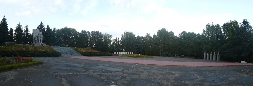 Мемориальный комплекс «Холм славы» (Кузнецк)
