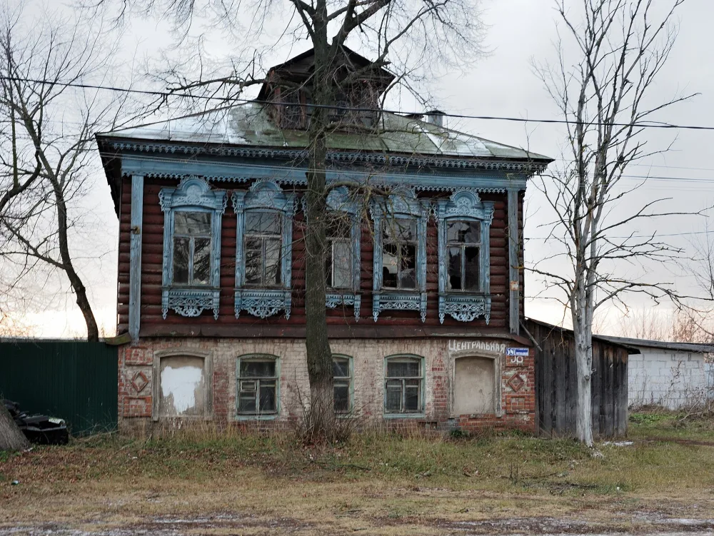 Жилой дом (Белоомут)