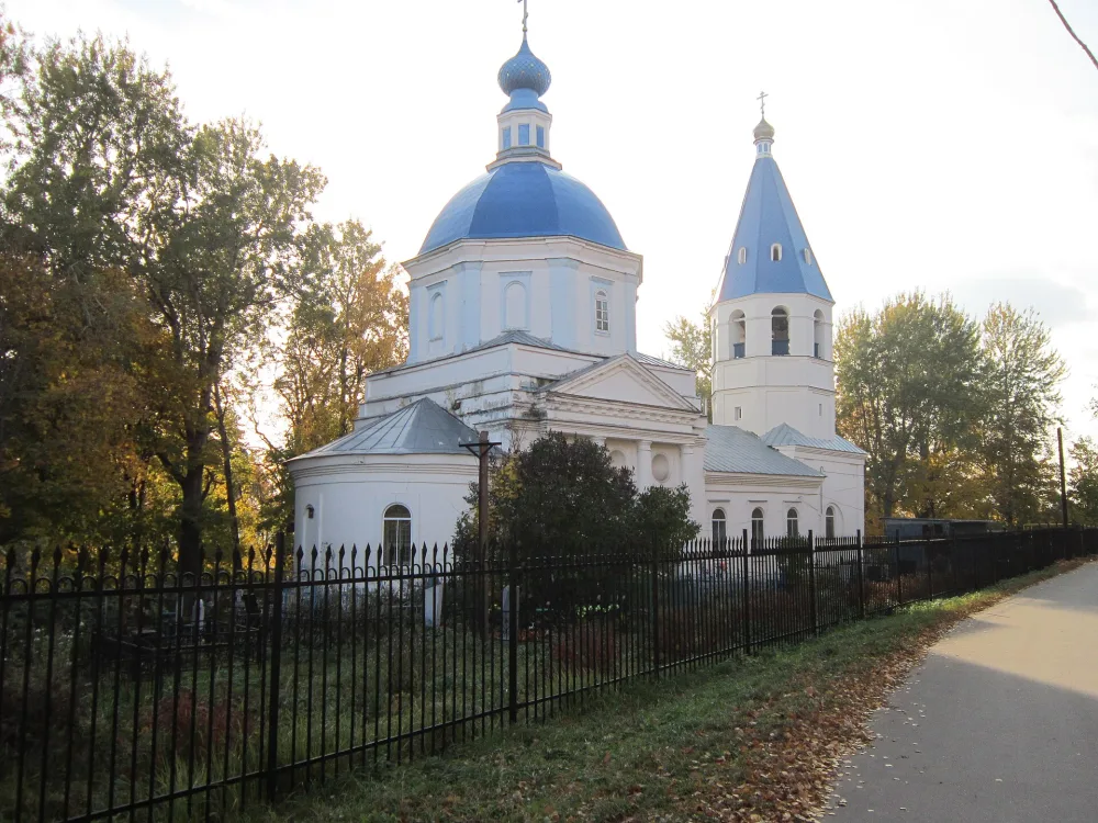 Казанская церковь (Ближнеконстантиново)
