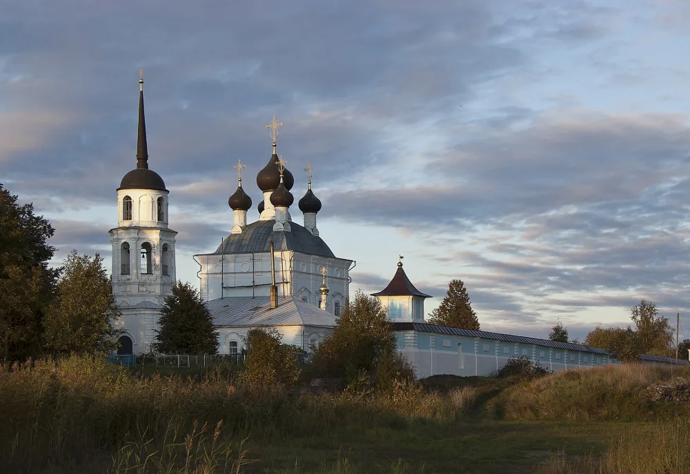 Церковь Введения во Храм Пресвятой Богородицы (Кравотынь)