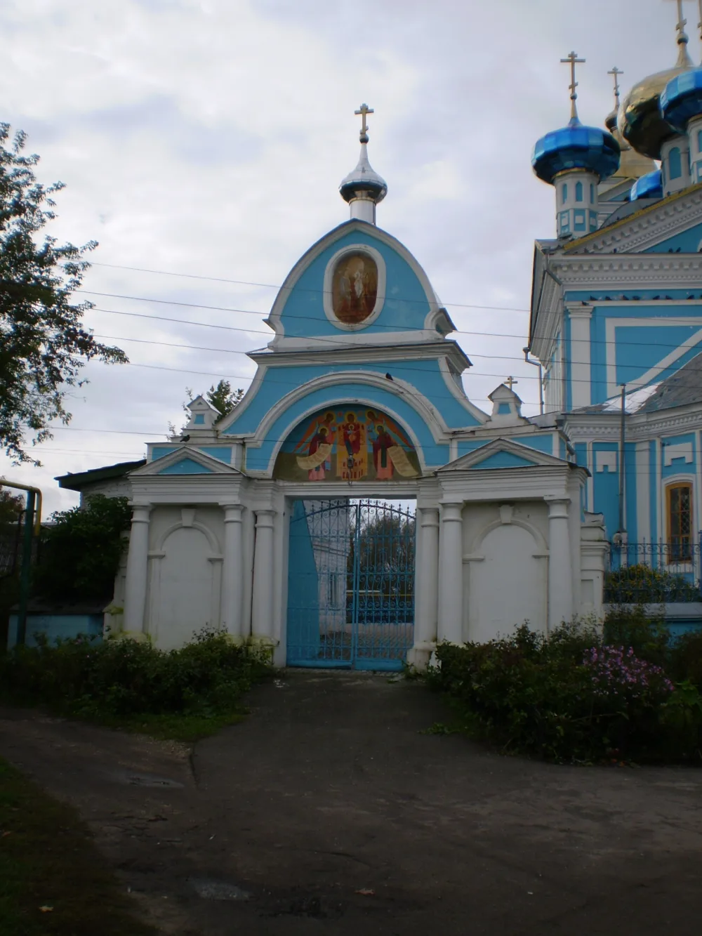 Ограда с воротами (Балахна)