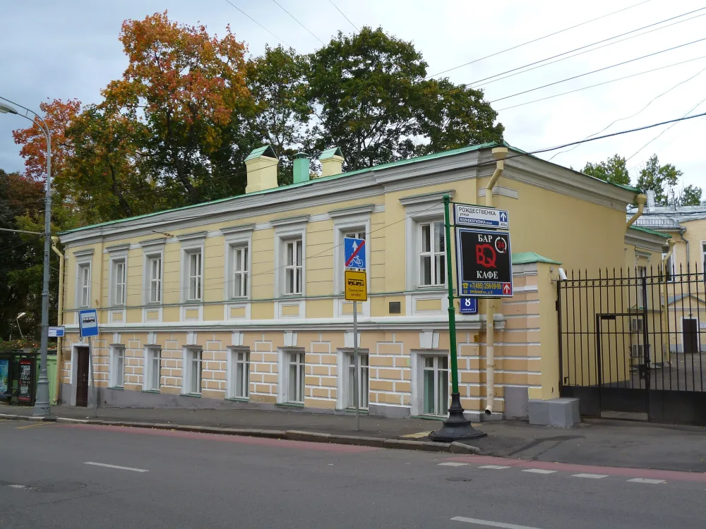 Боковой флигель (восточный) (Тверской)