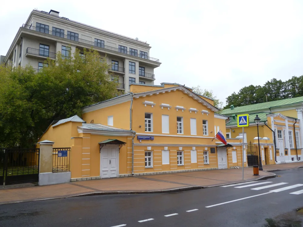 Флигель (Пресненский)