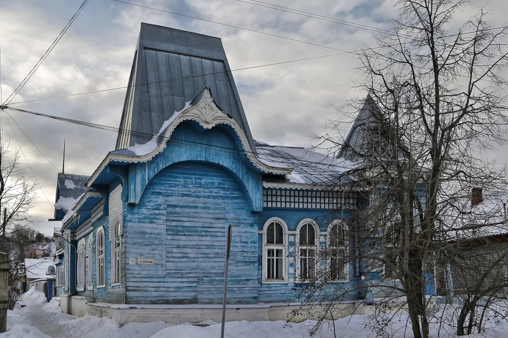 улица Сергиевских 18