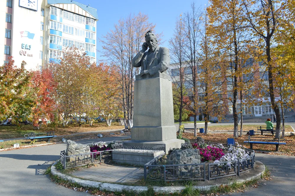 Памятник А.С. Попову