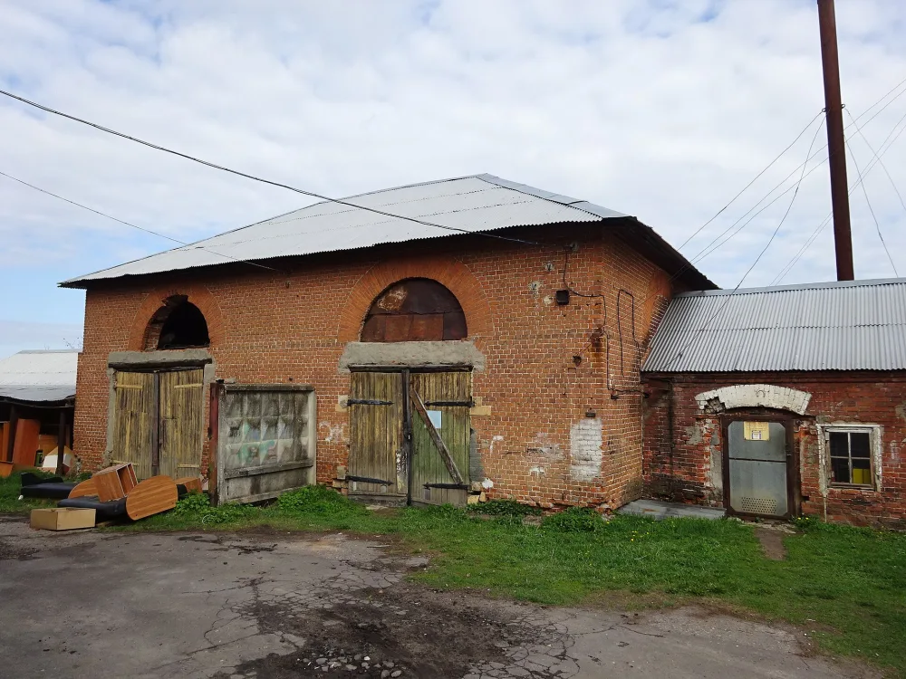 Конный двор (каретный сарай) (Семёновское)