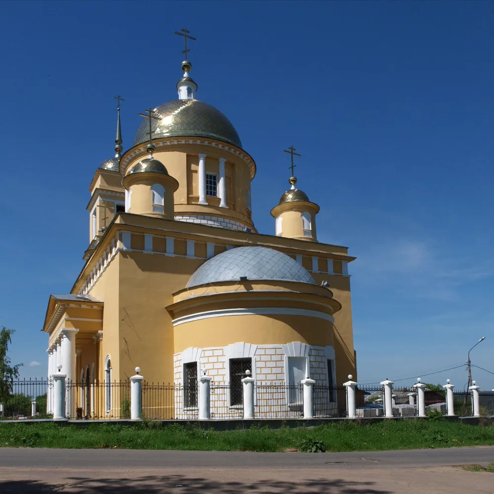 Ограда с воротами (Кашира)
