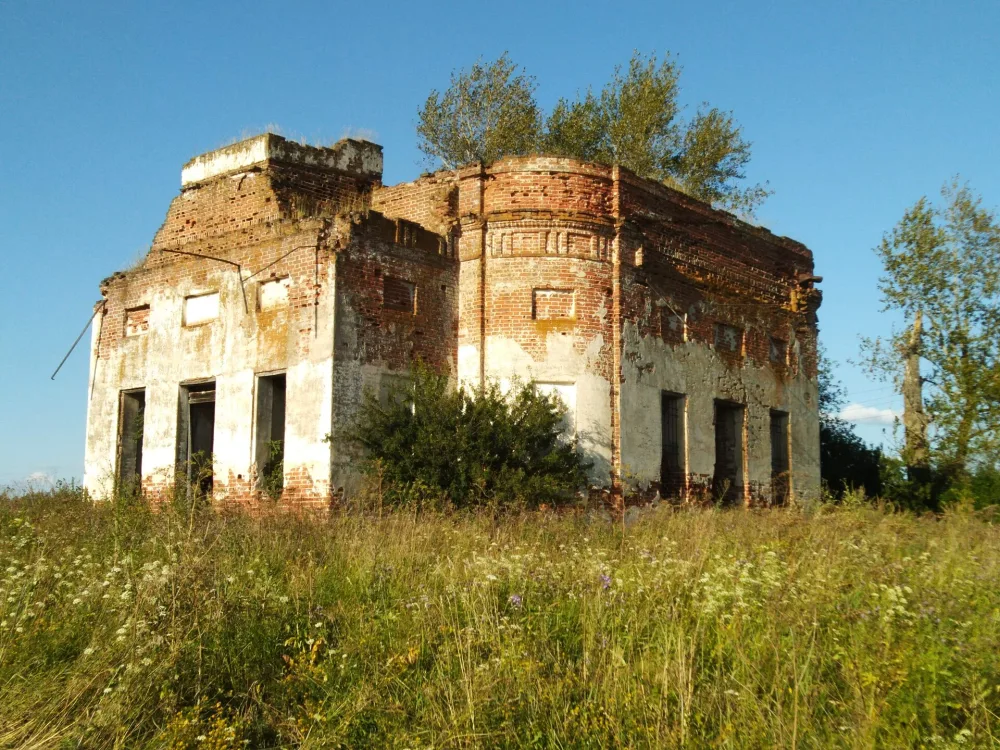 Никольская церковь (Никольская Саловка)