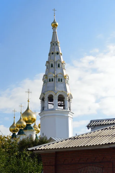 Собор с шатровой колокольней (Приволжск)