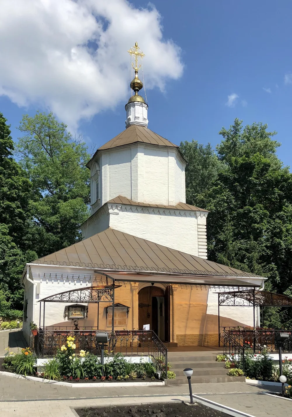 Свято-Успенский Липецкий монастырь