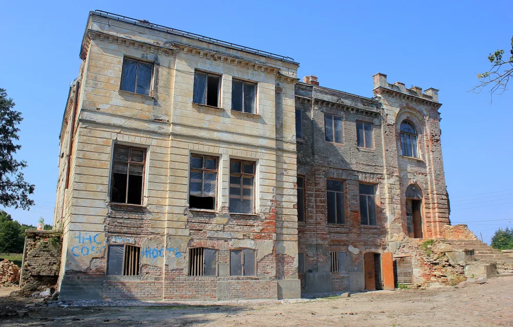 Усадьба (Замок Грюнхоф) (Рощино)