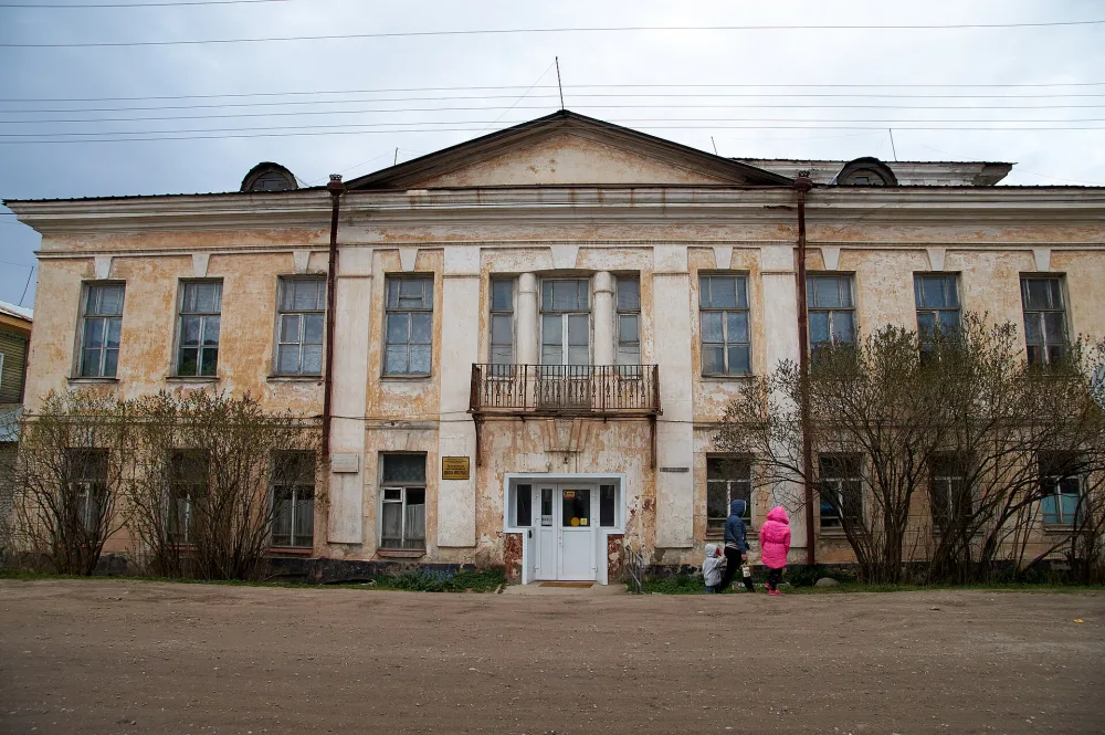 Училище городское (Белозерск)