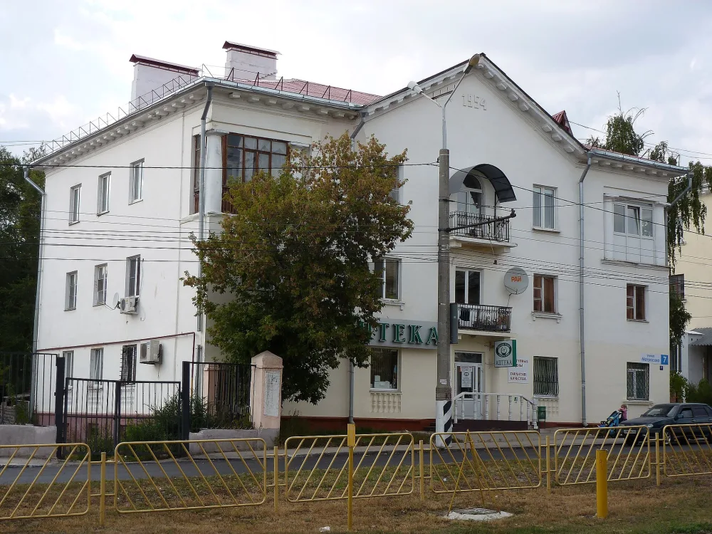 Жилой дом по улице Матросова 7