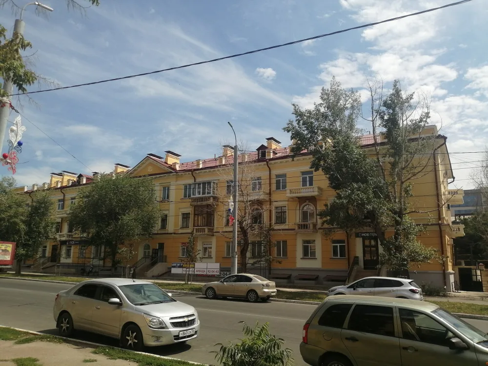 Памятник сталинского классицизма (Оренбург)