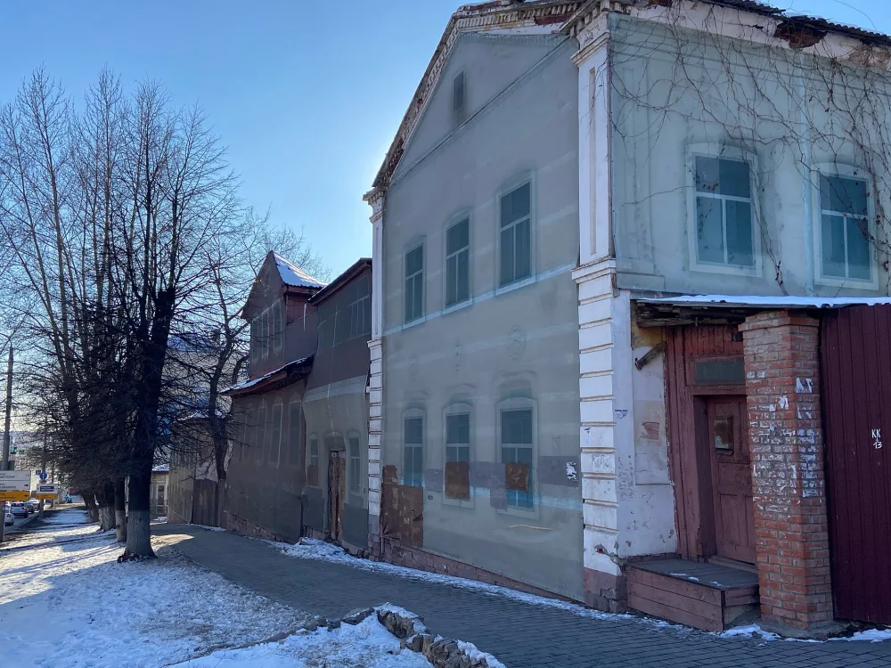 Жилой дом с лавкой (Тула)