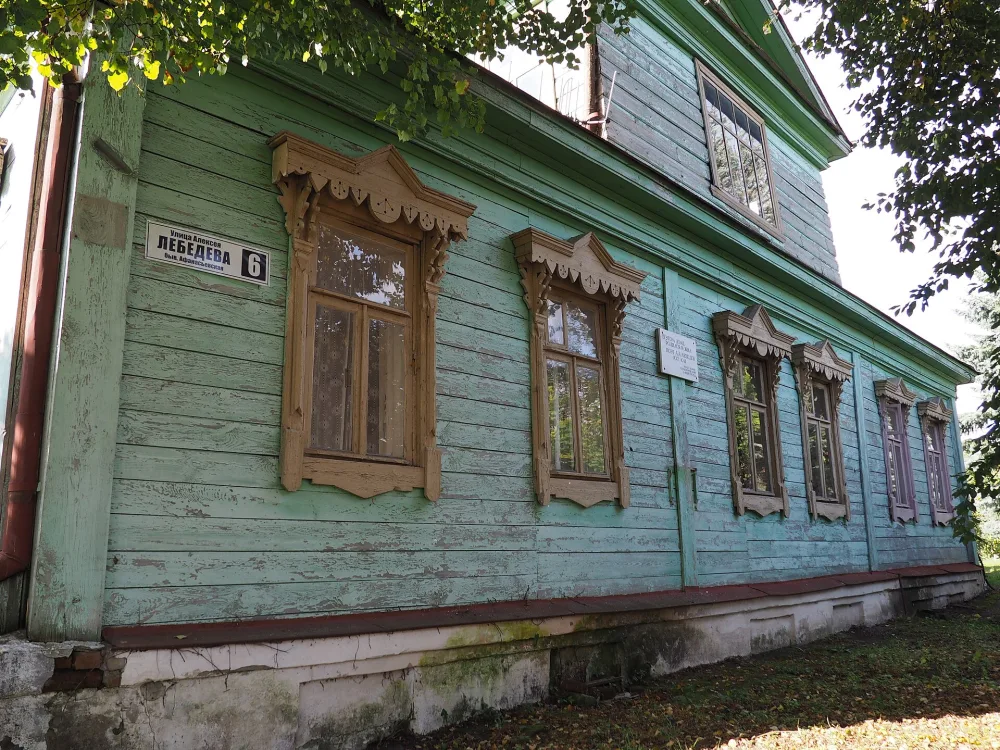 Дом, где родился и жил (1912-1919) поэт-маринист А.А. Лебедев (Суздаль)
