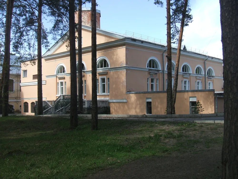 Здание Лечебного корпуса Сестрорецкого Курорта (Сестрорецк)