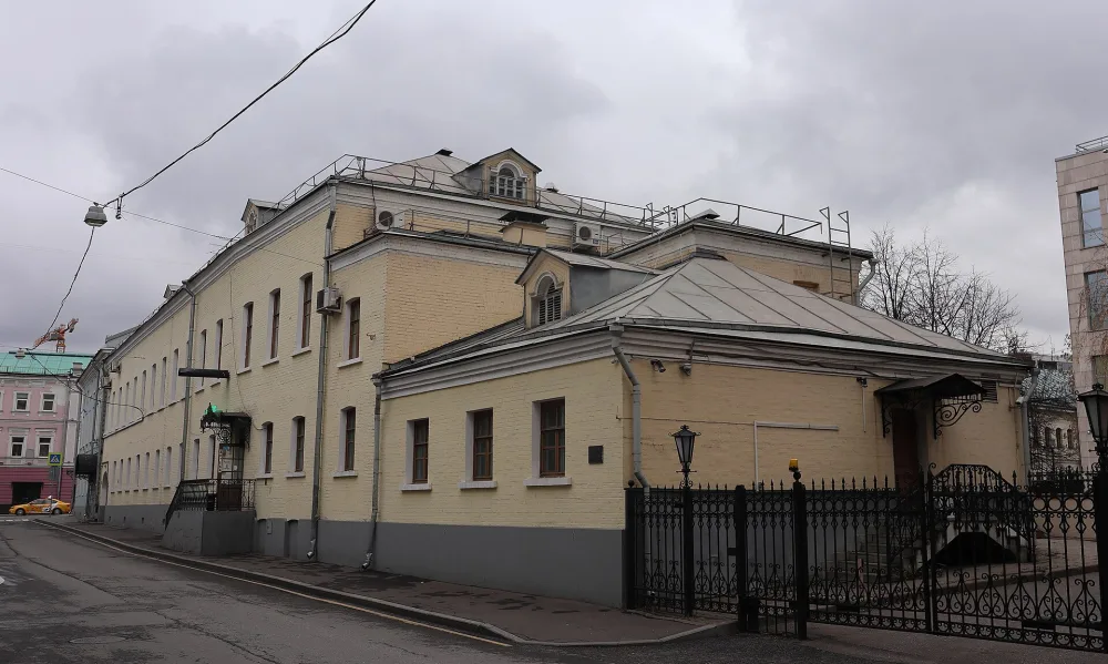 Последний переулок 28 с1