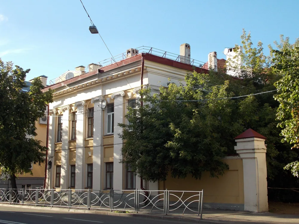 Главный дом городской усадьбы Унжениных (Казань)