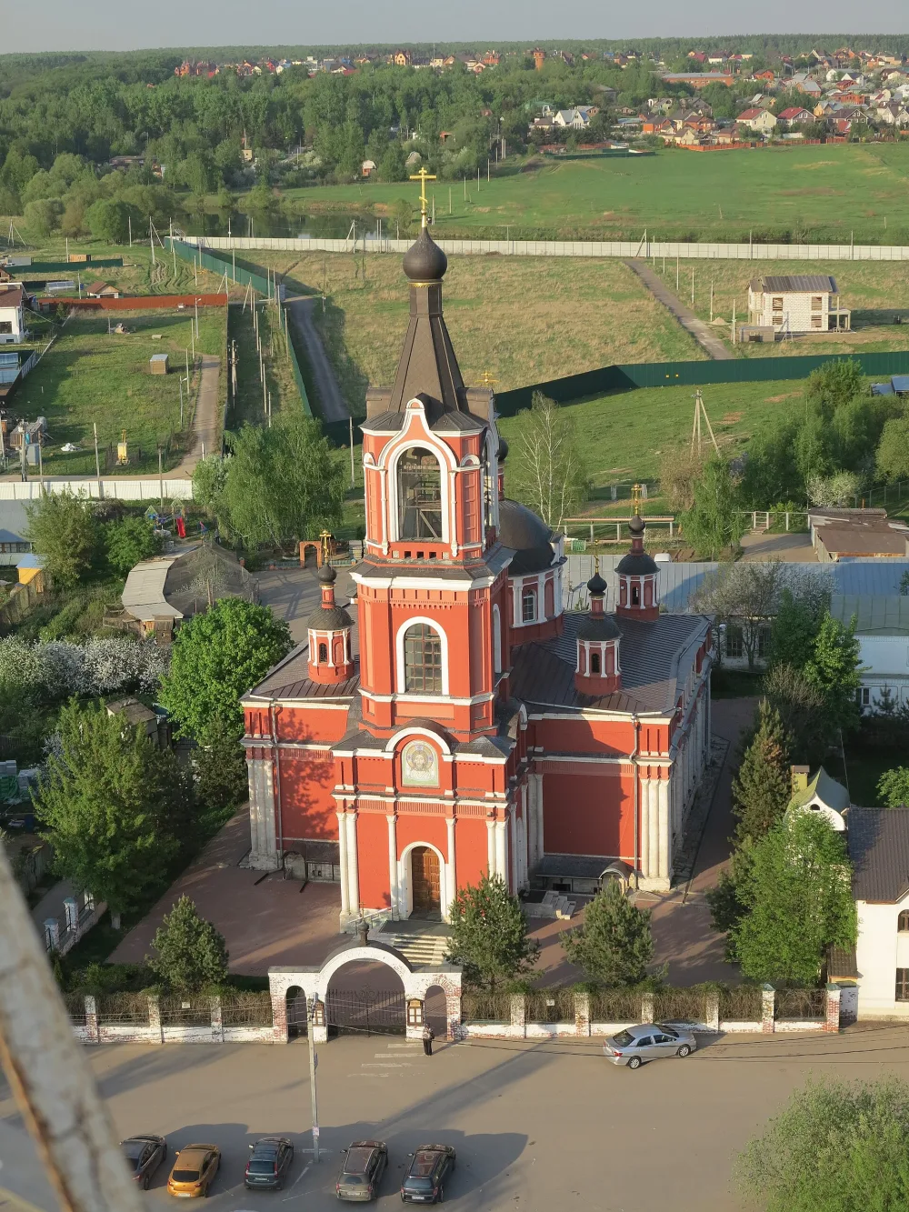 Церковь мучеников Флора и Лавра (Ям)