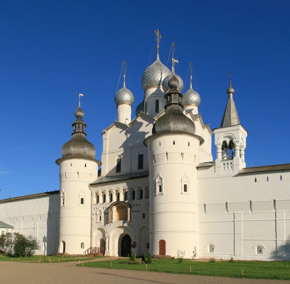 Башня восточная, фланкирующая церковь Воскресения (Ростов)