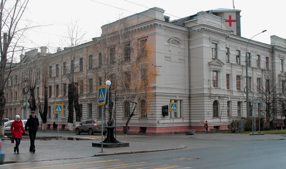 Госпитальные клиники имени А. Г. Савиных