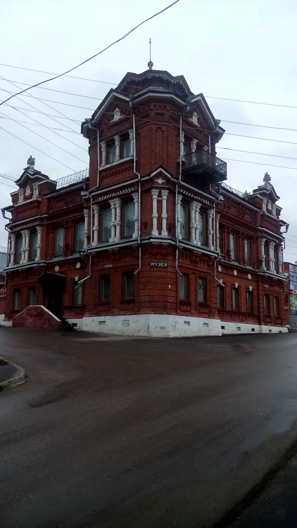 Красноармейская улица 6, Главный дом