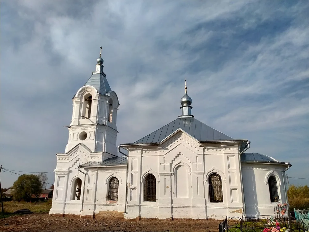 Церковь Троицы (Воскресения Христова) (Воронцово)