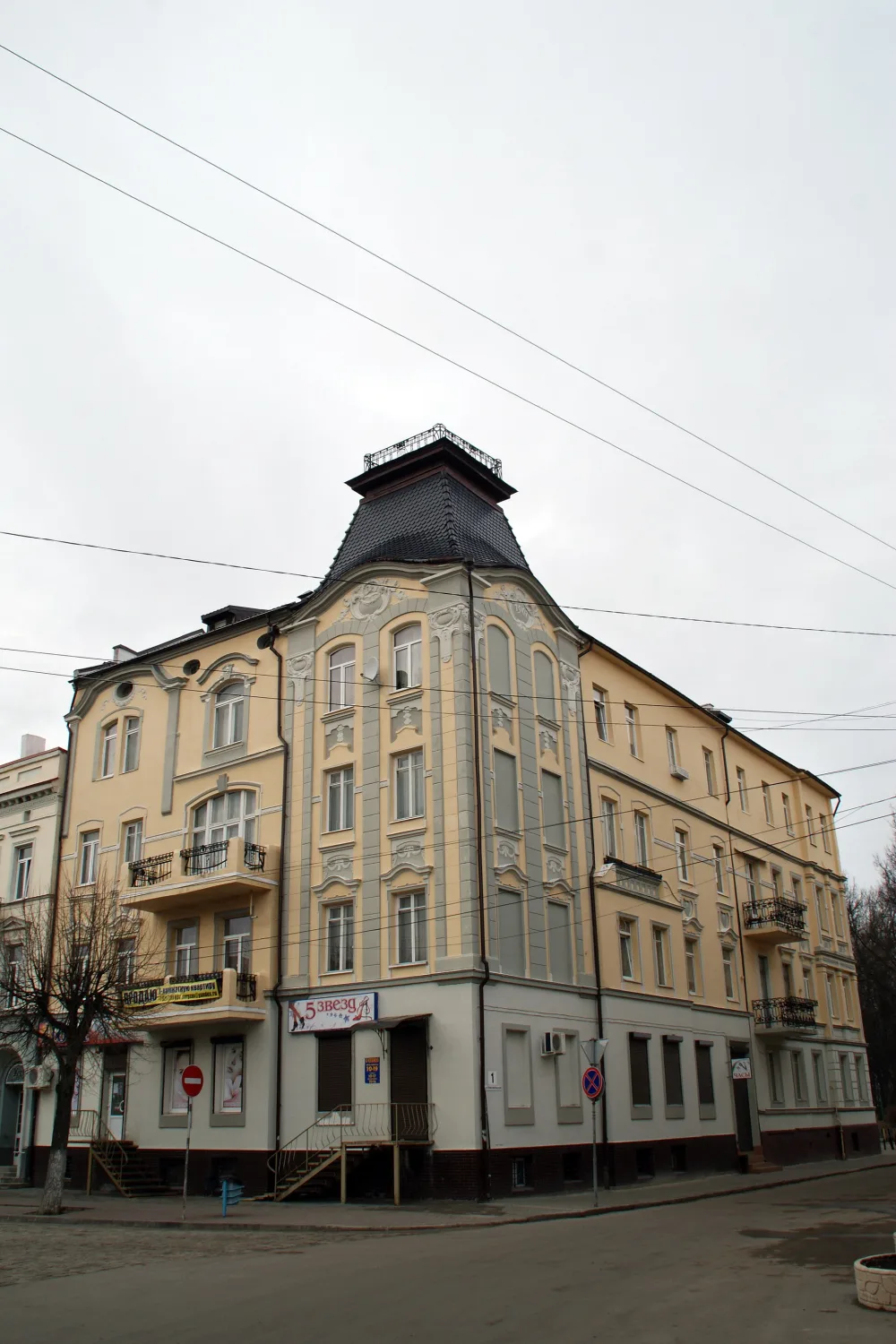 Доходный дом с отделением сберегательной кассы (Советск)