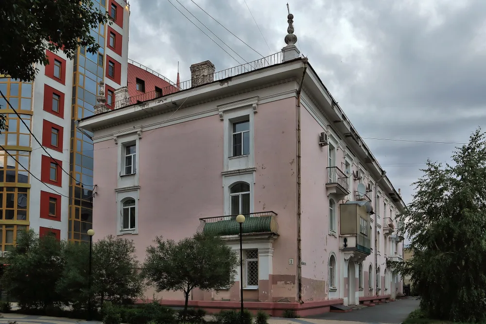 Жилой дом (Омск)