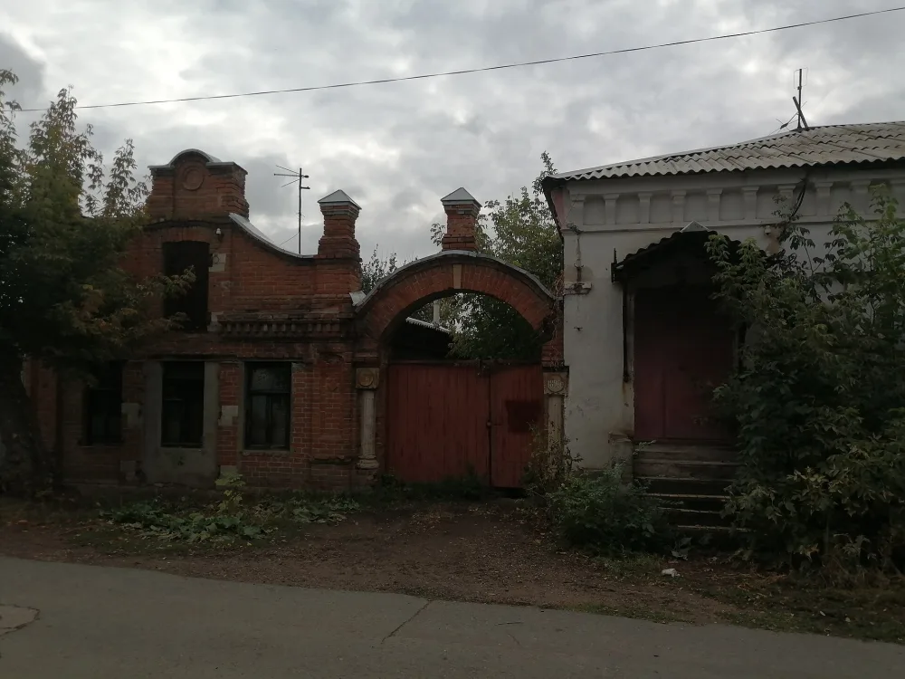 Флигель городской усадьбы М.С. Усманова (Оренбург)