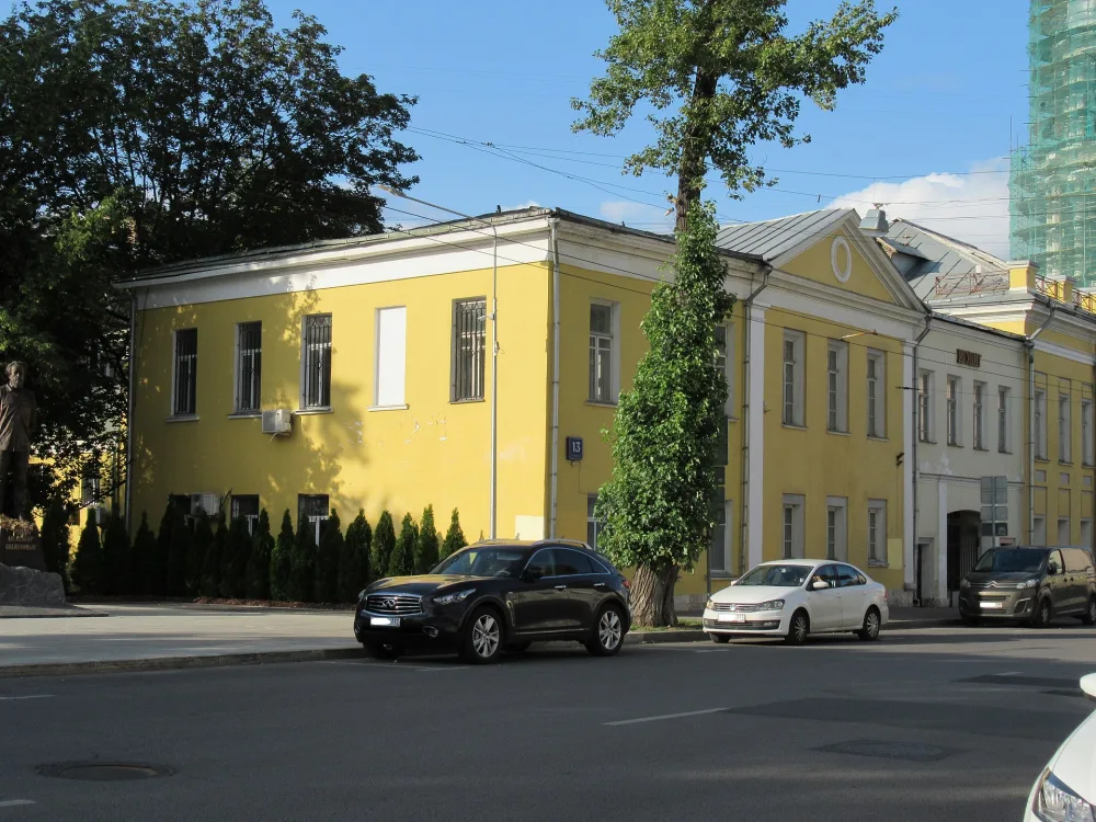 Западный флигель (Таганский)