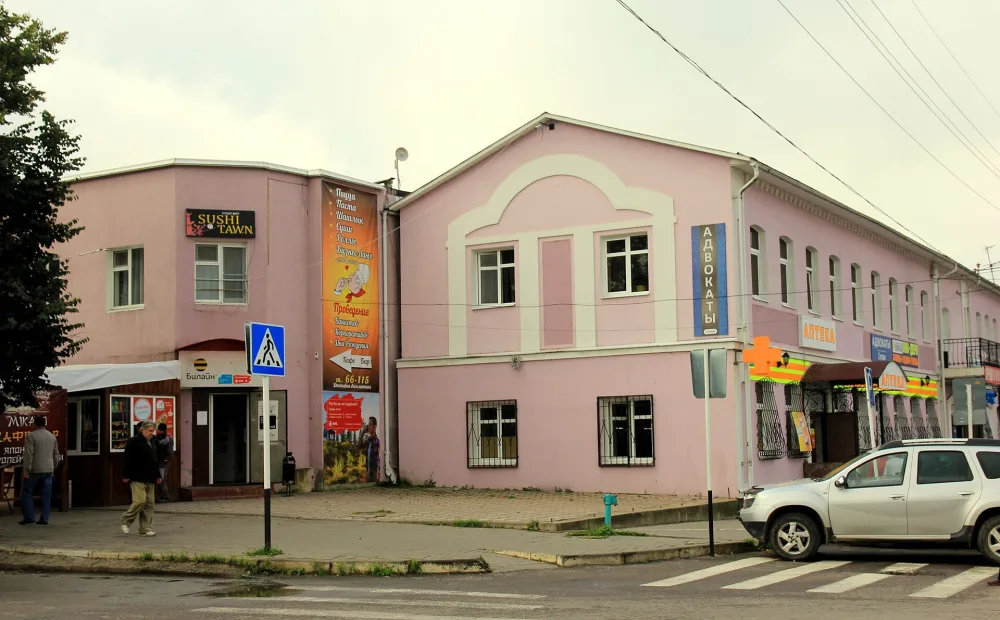 площадь Ленина 16