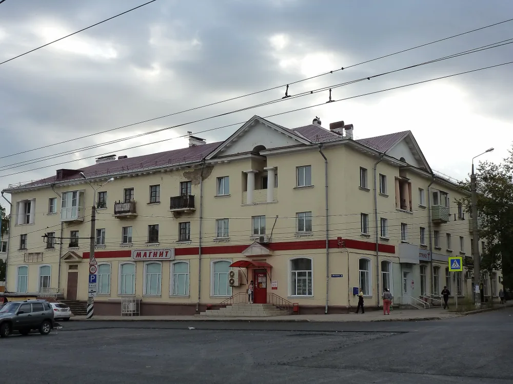 Жилой дом по улице Матросова 9