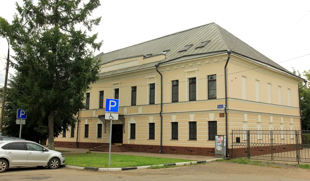 Дом Агапитова (дом соборного притча) (Ростов)