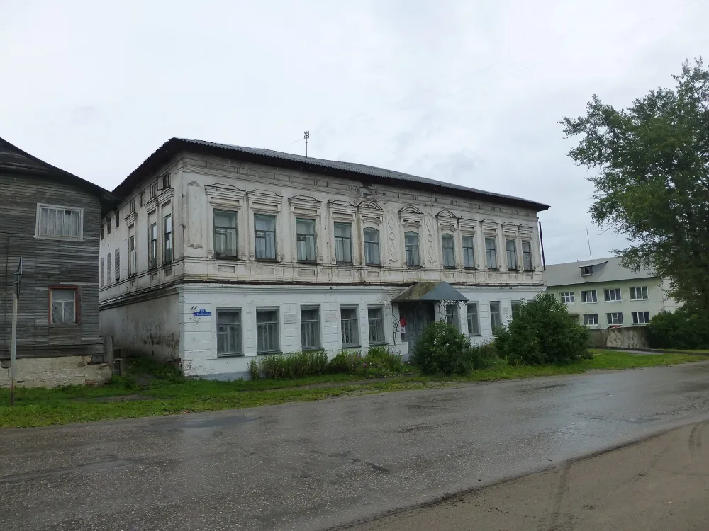 Жилой дом (П.Н. Лобачева) (Кадников)