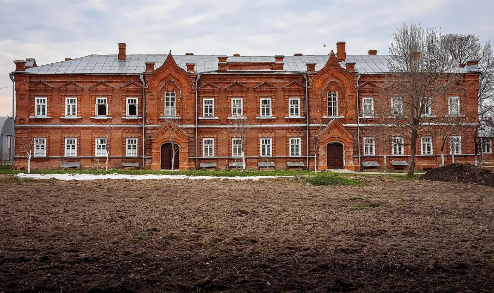 Здание больницы (Шамордино)