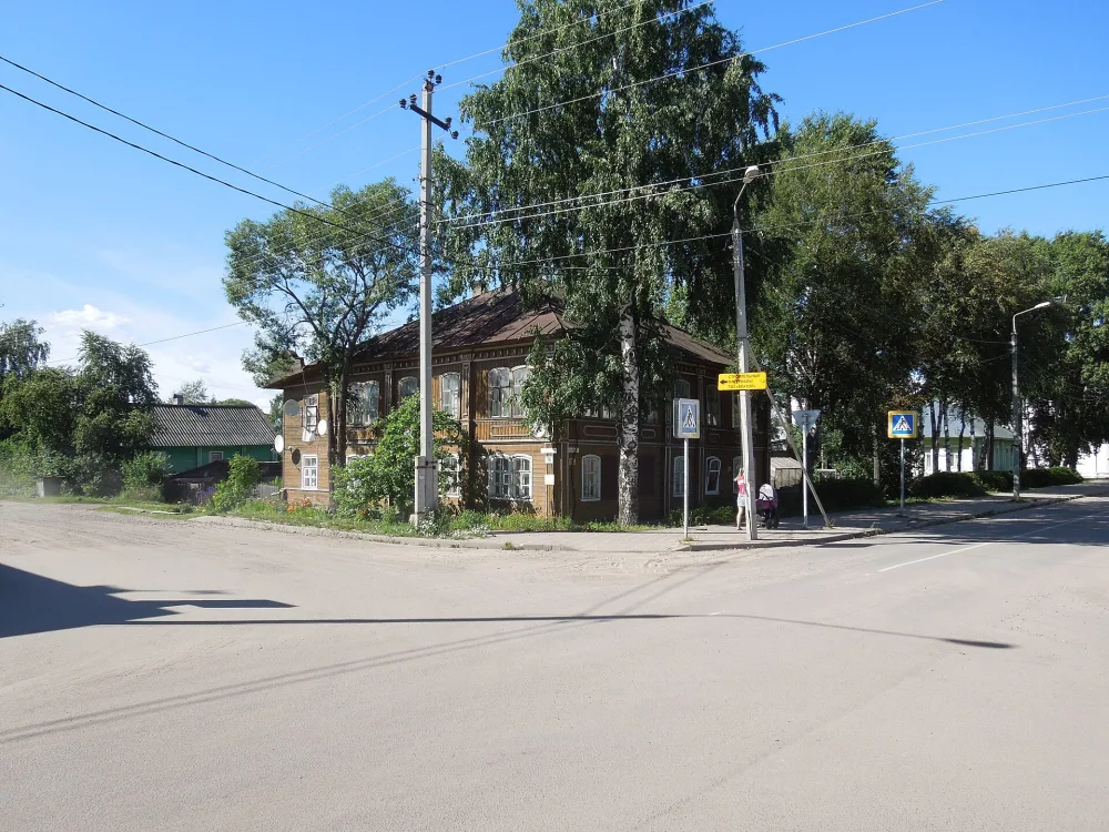 Дом Долгова (Белозерск)