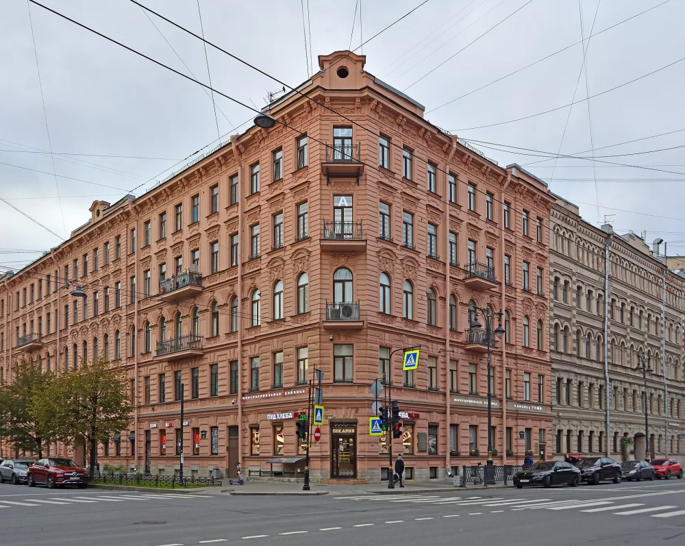 Кирочная улица 13