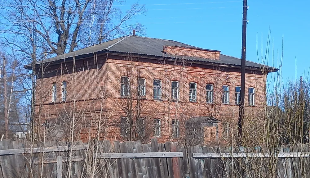 Богадельня (Красный Холм)