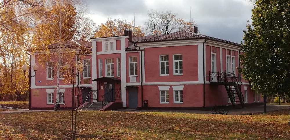Дом В.Г. Раевского, двоюродного брата поэта-декабриста В.Ф. Раевского, в котором он неоднократно бывал