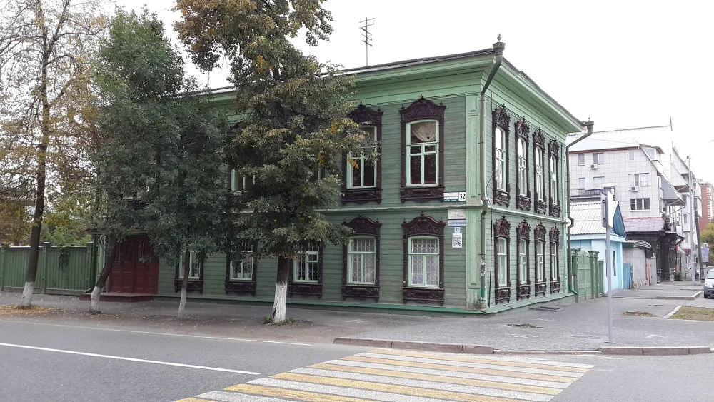 Тюмень улица Дзержинского 32