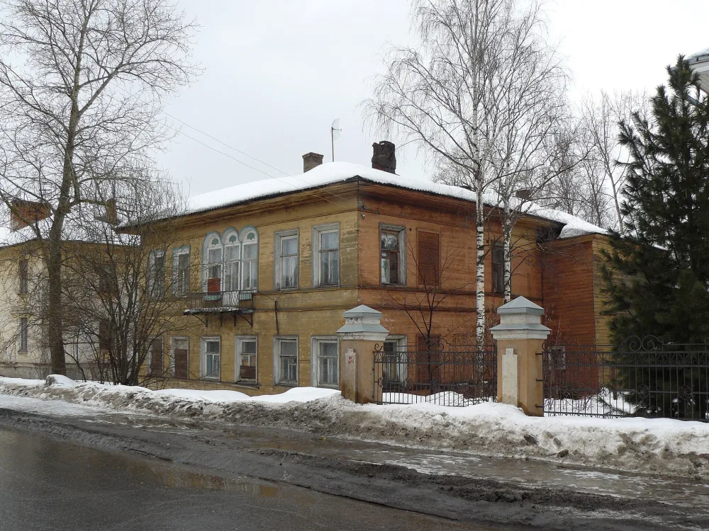 Жилой дом (Вологда)