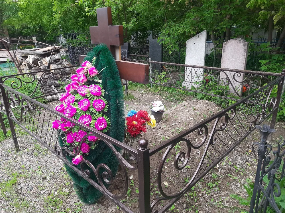 Николаевское кладбище