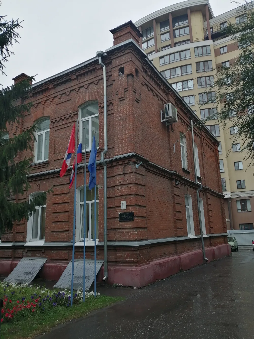 Жилой дом Казённого винного склада (Омск)