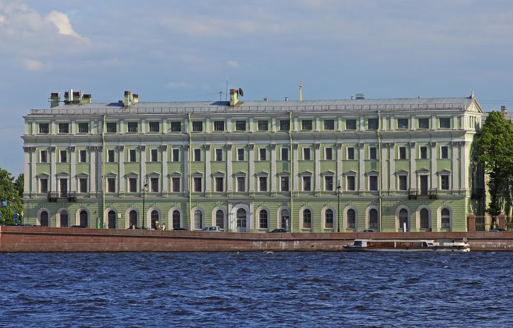 Служебный корпус Мраморного дворца