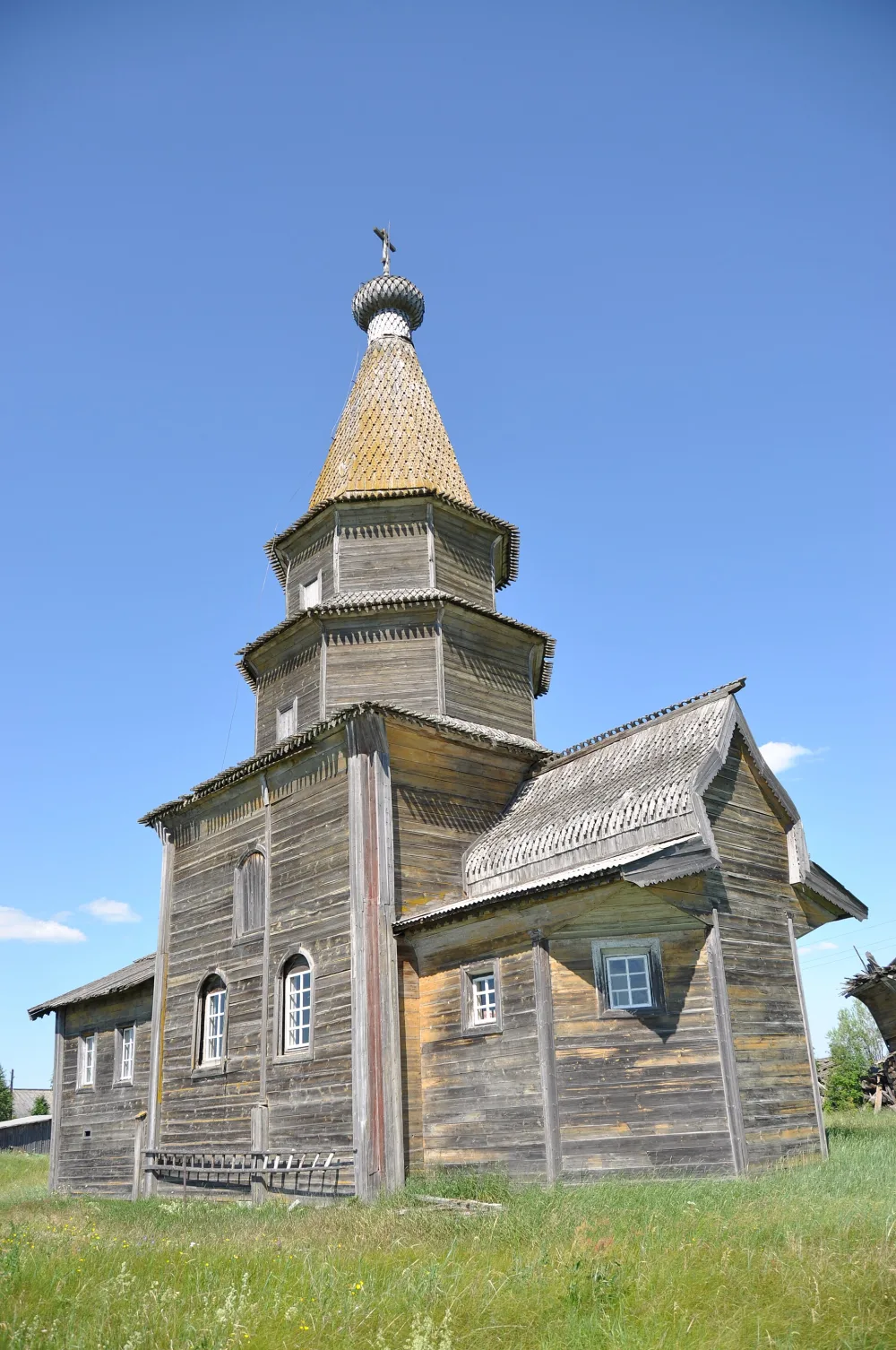 Петропавловская церковь (Ратонаволок)
