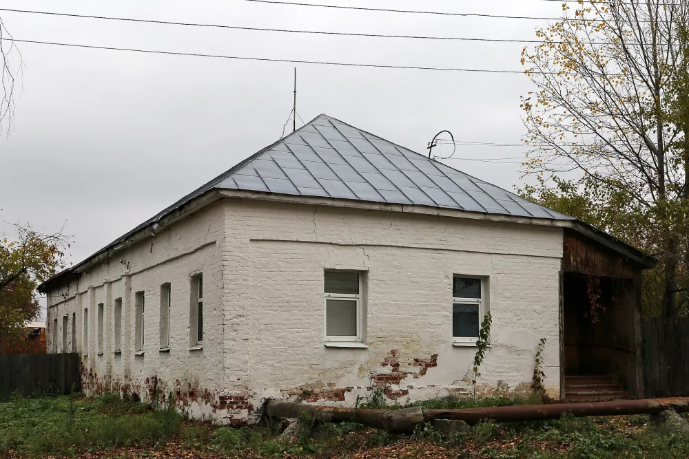 Флигель (Черкутино)