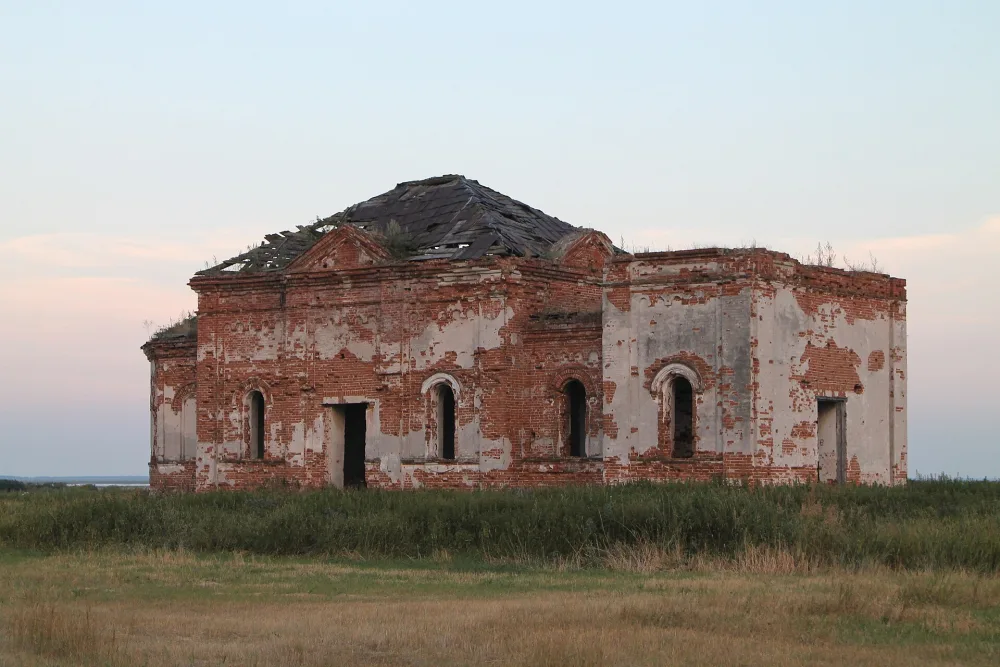 Никольская церковь (Семискуль)