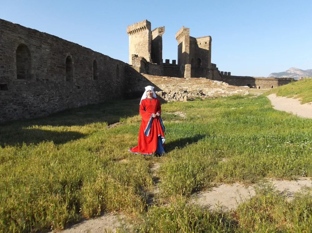 Curtain wall XV of Genoese fortress (Sudak)